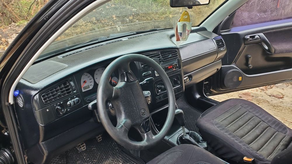 Продам Гольф3 1.8 газ,бензин