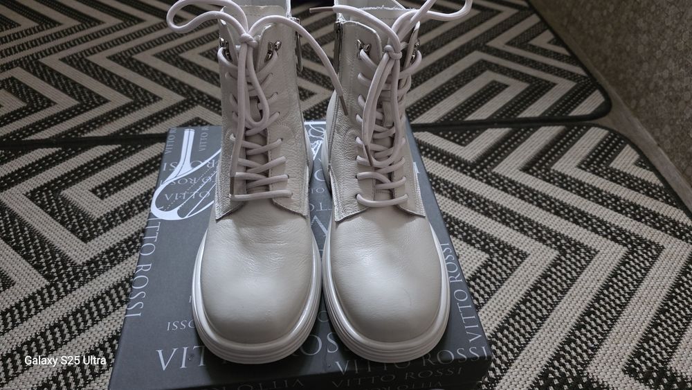 Чоботи, ботінки, черевики Vitto Rossi