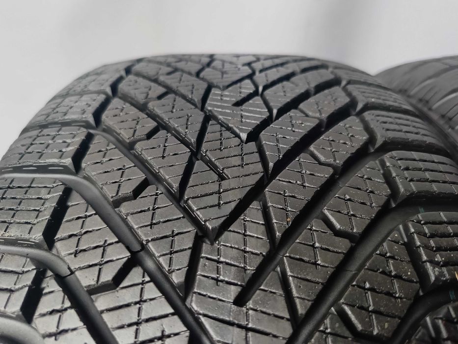 4X 225/45R17 94V Pirelli Winter Cinturato 2 42E