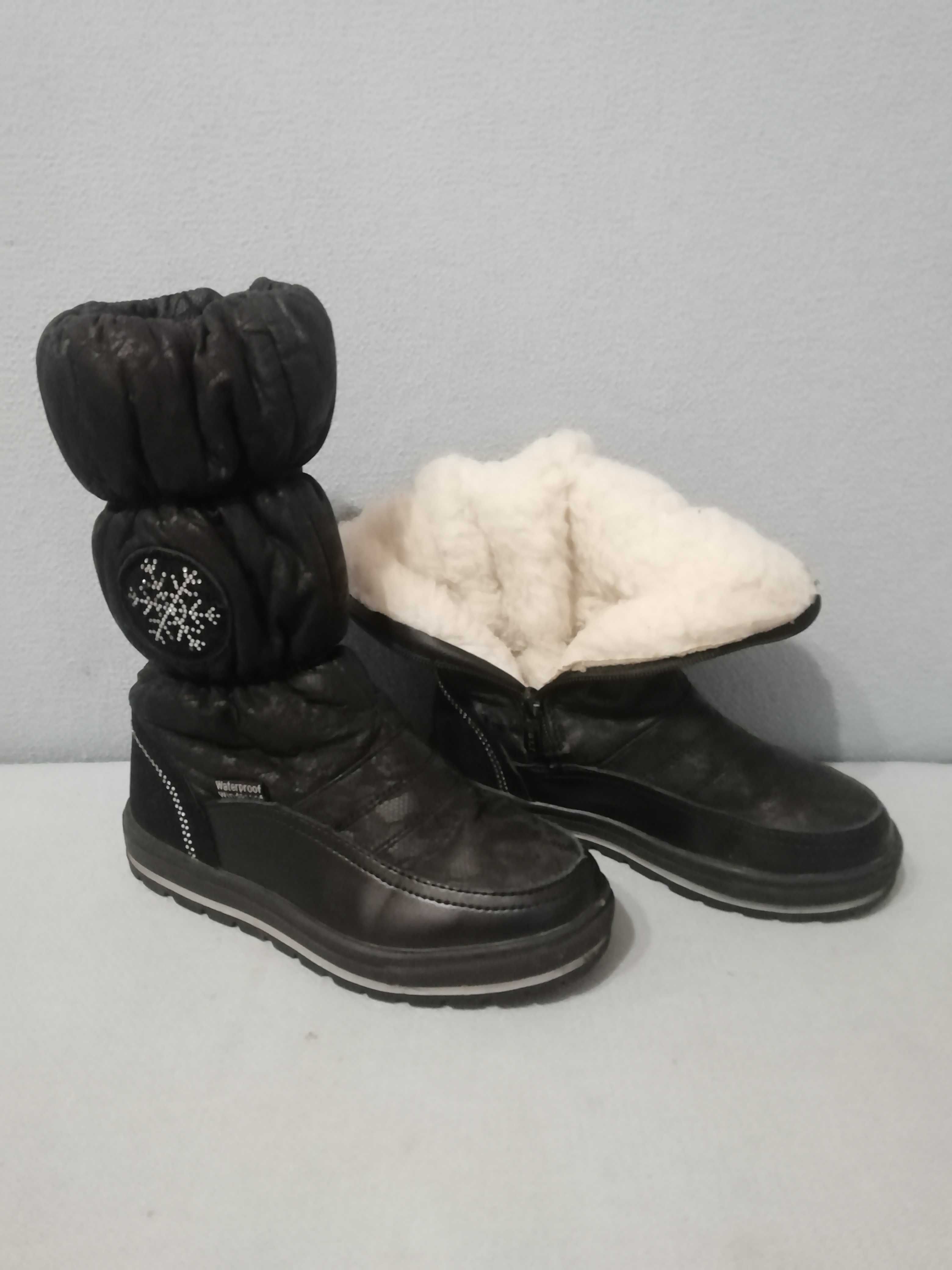 Зимові чобітки, розмір 34 (устілка 21 см), 150 грн.