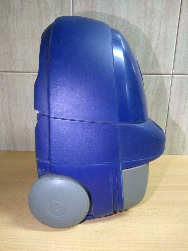 Odkurzacz workowy Electrolux Clario Z7520 moc 1800W