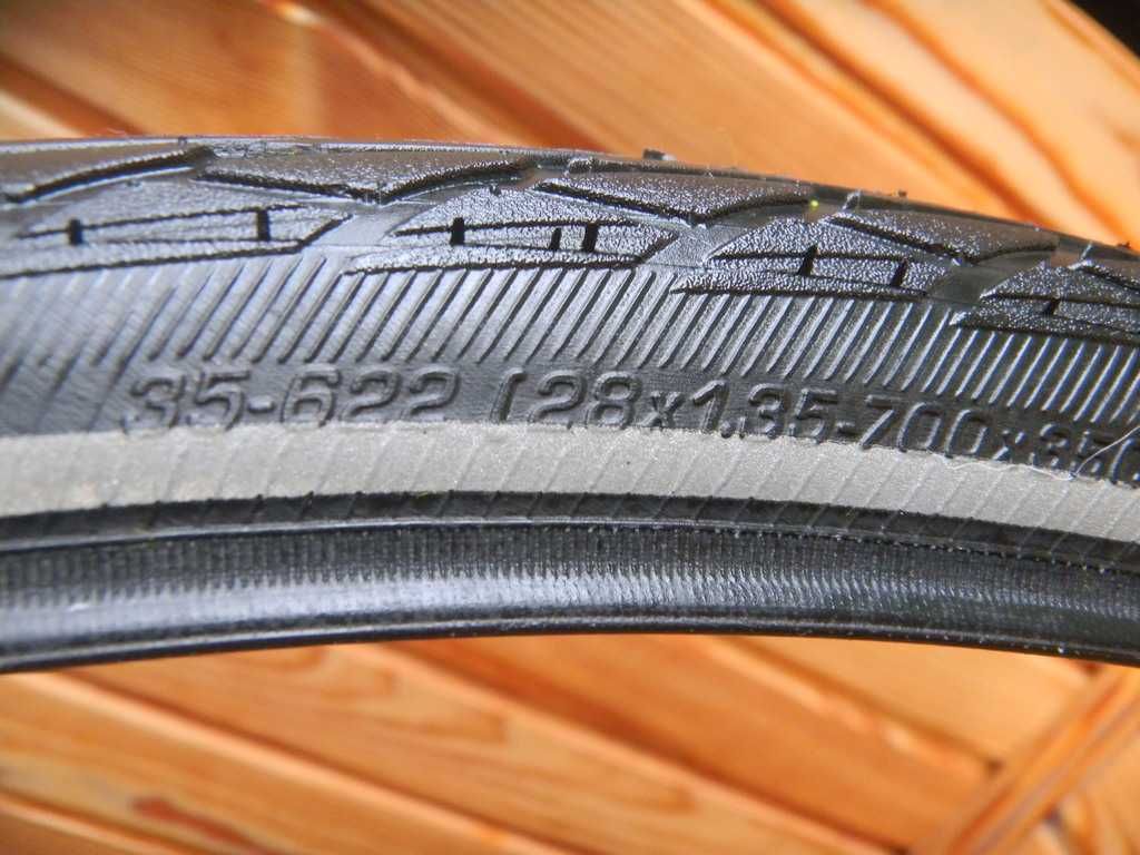 Покрышки Schwalbe Marathon Racer на 28" колесо (28x1.35)