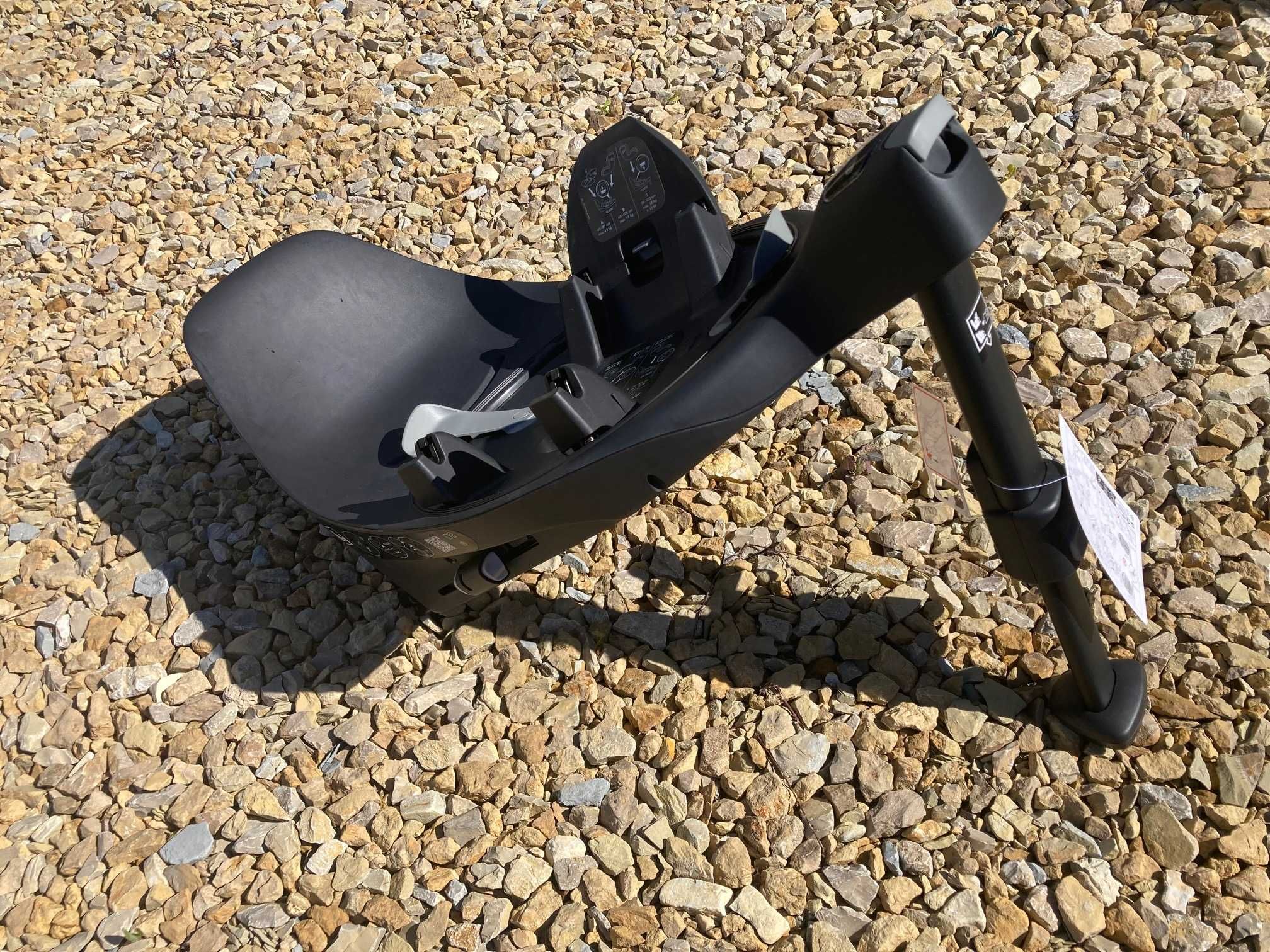 Baza Cybex Base T - jak nowa - używana jeden raz