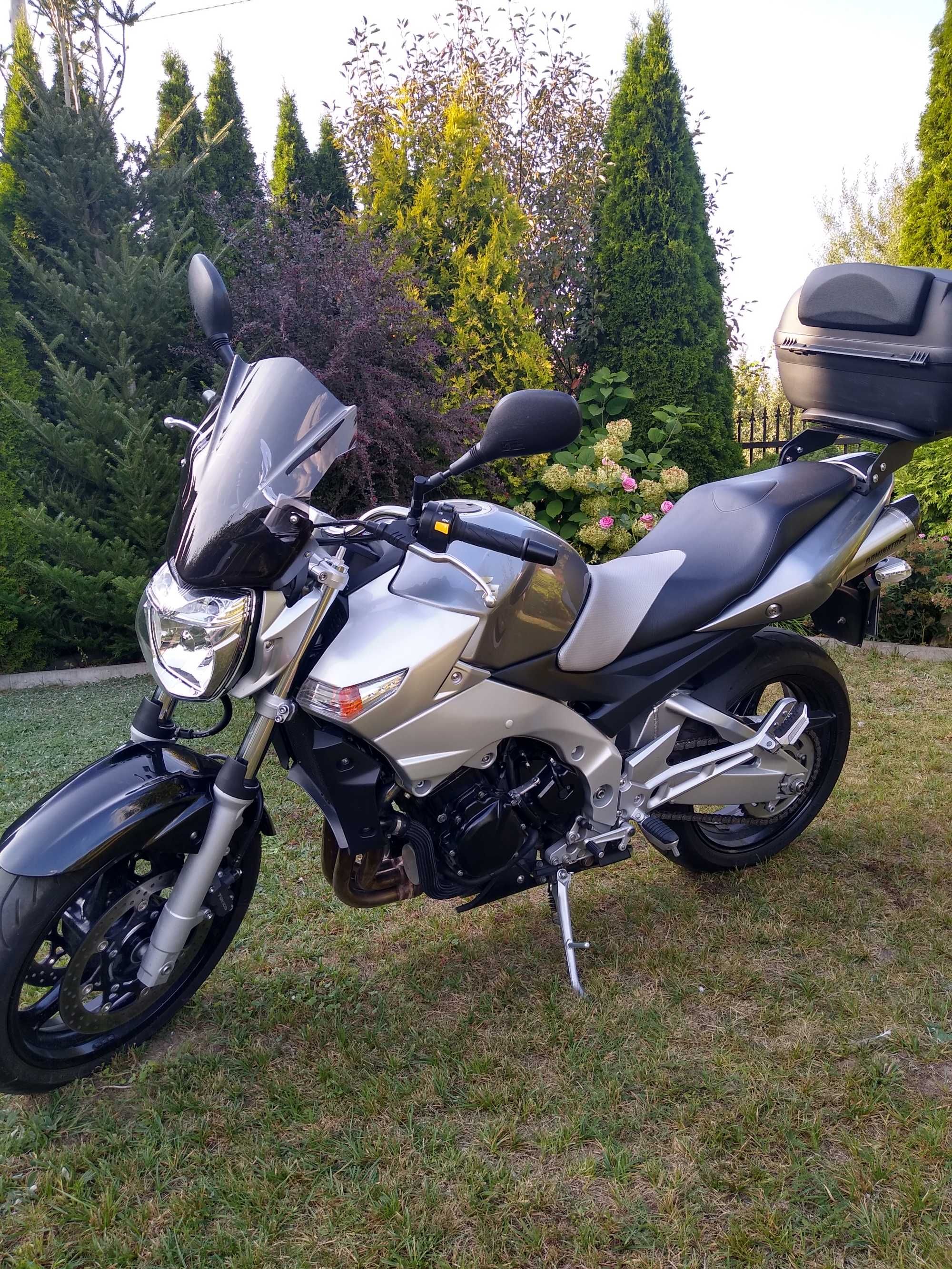 Suzuki GSR 600 rocznik 2006