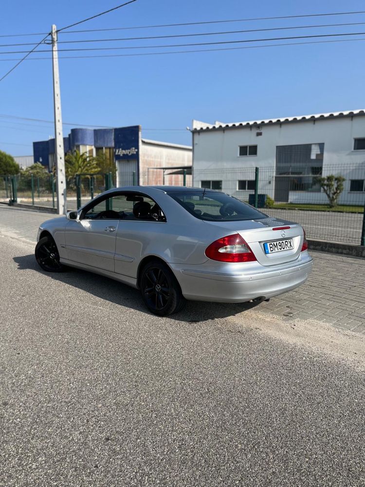 Mercedes-Benz CLK 220 Avantgarde