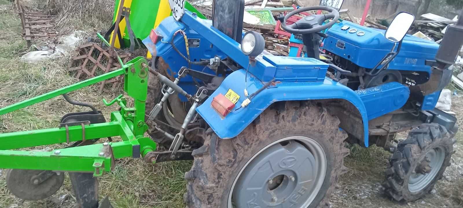 Продам трактор  Шифенг  DW244В