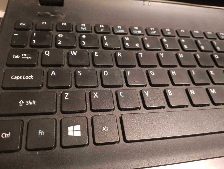 Laptop Acer ES-512C9LT 4 GB 500 GB HDD