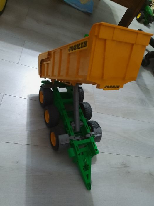 Sprzedam przyczepę firmy bruder