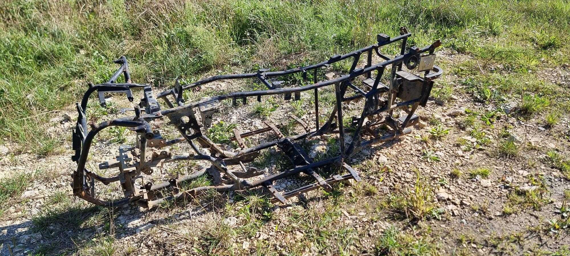 Rama z Dokumentami CF Moto 520L Long 450 500 Części Serwis Silnik Wał
