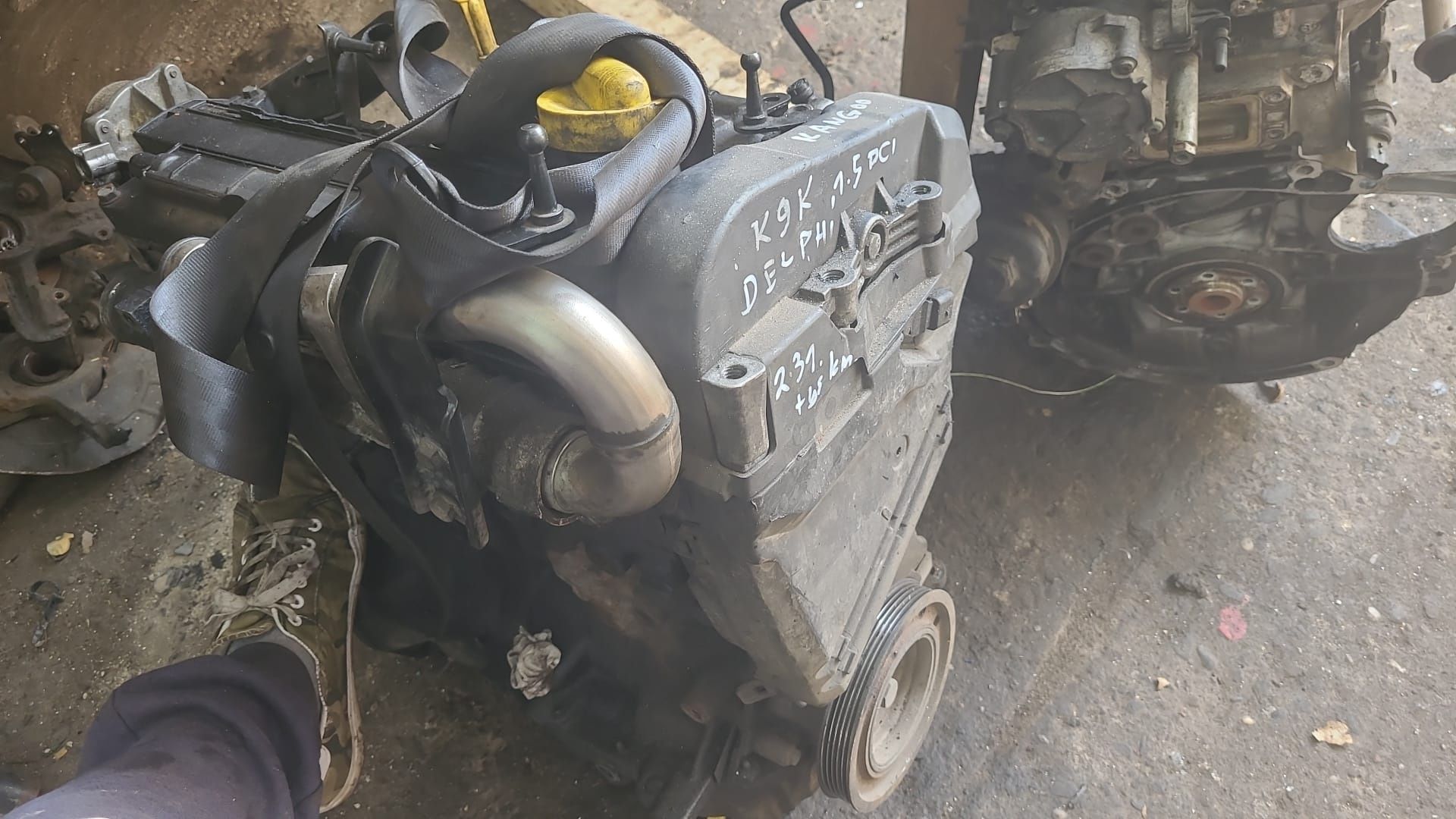 Silnik z pompa wtryskowa  Kangoo I lift 1.5 dci K9K704 65km Delphi