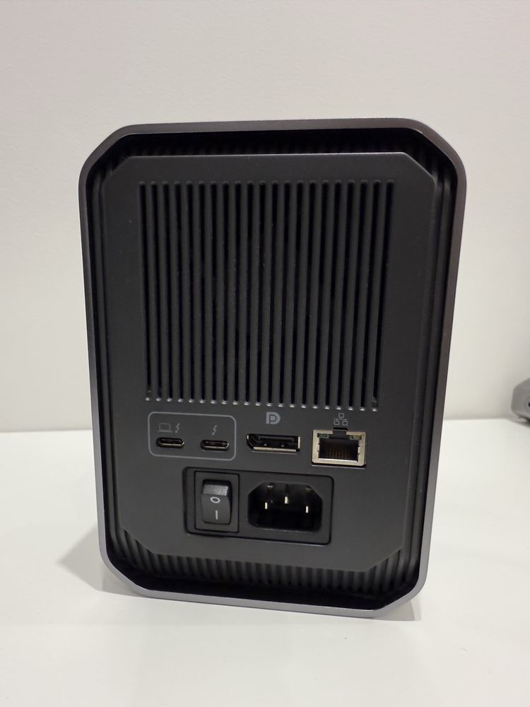 SanDisk Professional Pro-Dock 4 stacja dokująca