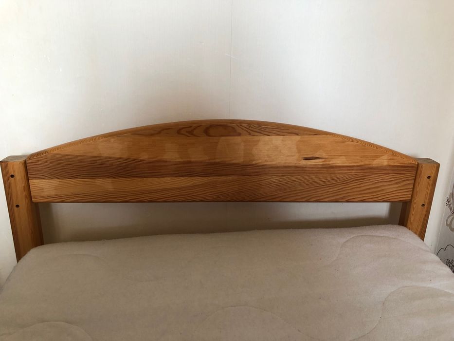 Łóżko z materacem 160x80 + pojemnik na pościel Ikea