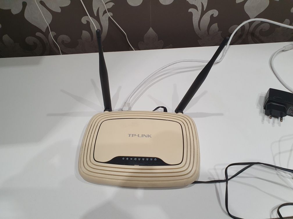 Роутер/ Маршрутизатор TP-LINK TL-WR841N