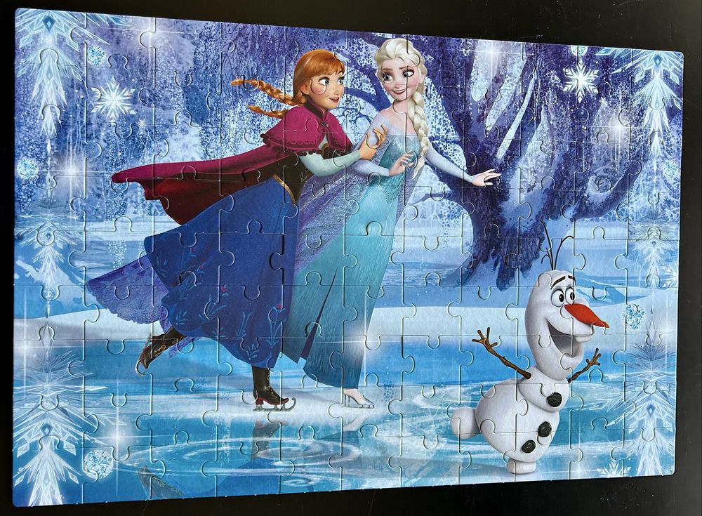 Mala, bolsa, estojo e 2 puzzles (100 peças) Frozen - Elsa e Anna