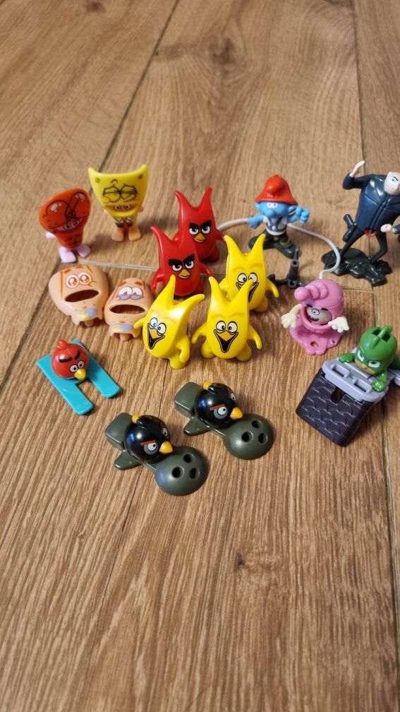 Игрушки из Киндер сюрпризов
