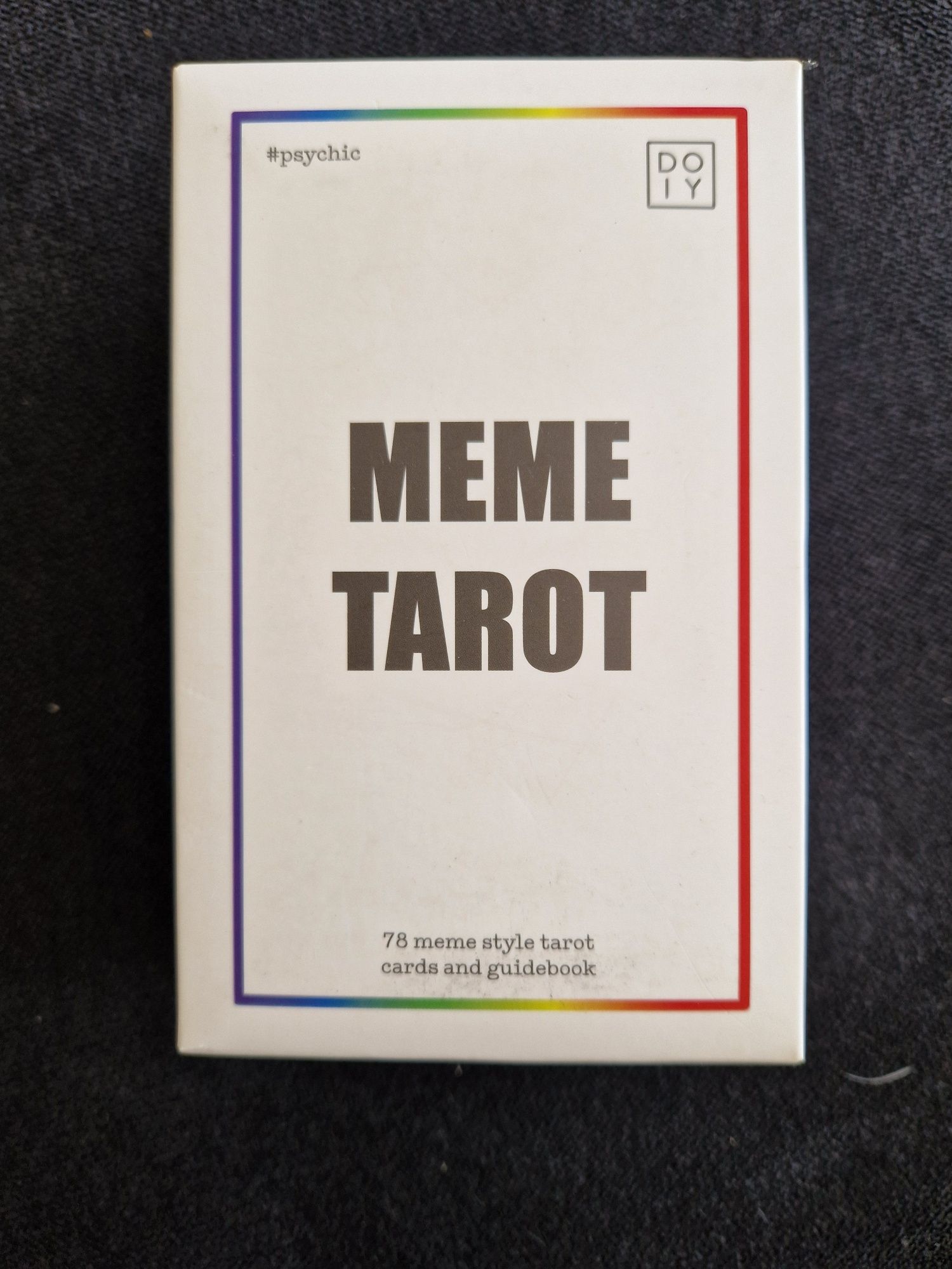Meme Tarot - jogo de cartas