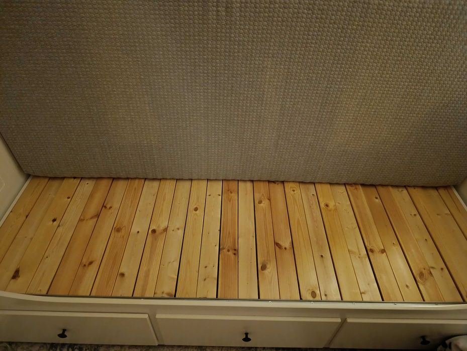 Łóżko Hemnes z materacem Janpol