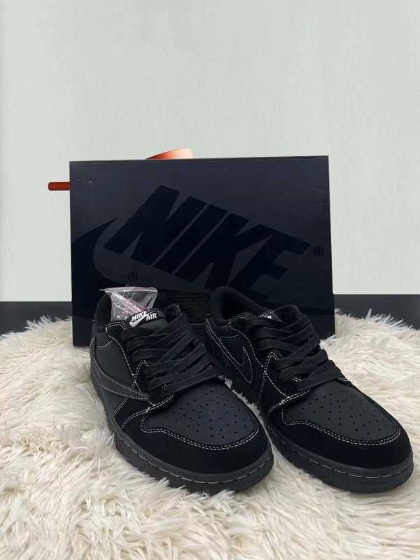 Jordan1RetroLowOGSPTravisScottBlackPhantom r.39