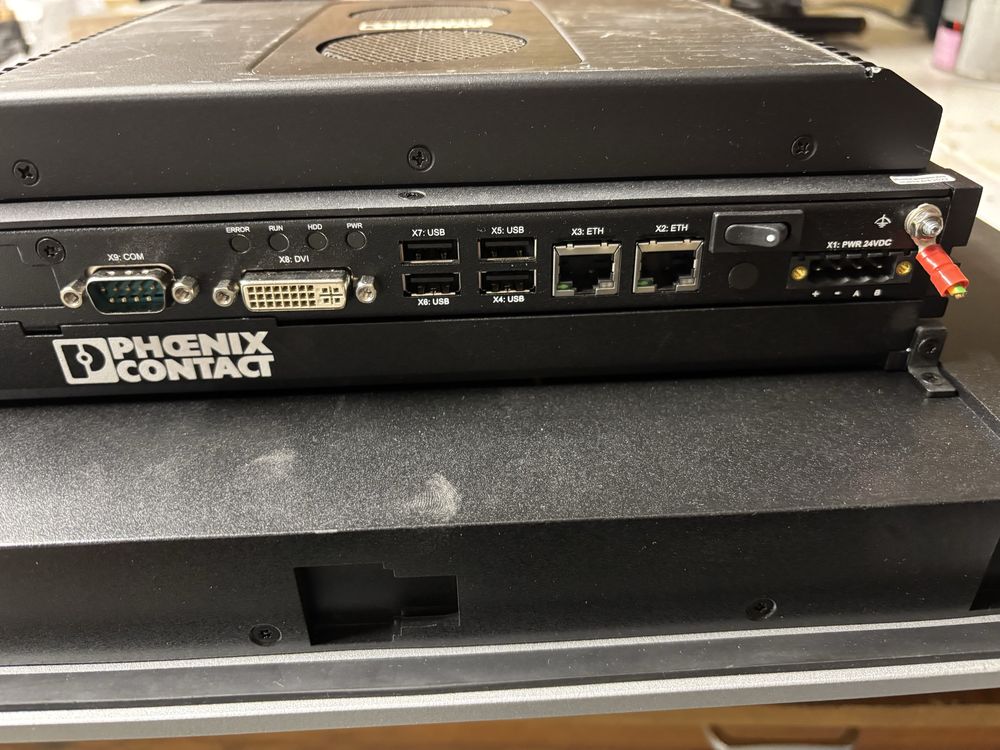 Kompeter przemyslowy panelowy all in one Phoenix contact 2xRJ45