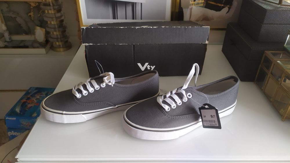 Tênis novos vty tamanho 37