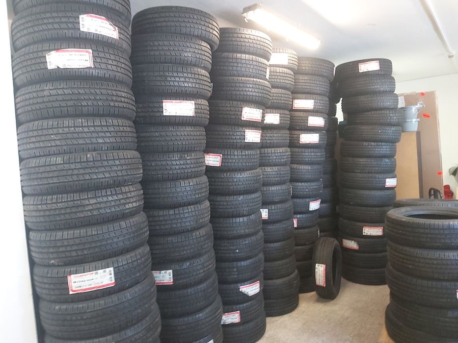Продам шини Roadstone 225/60 R17 нові літні.