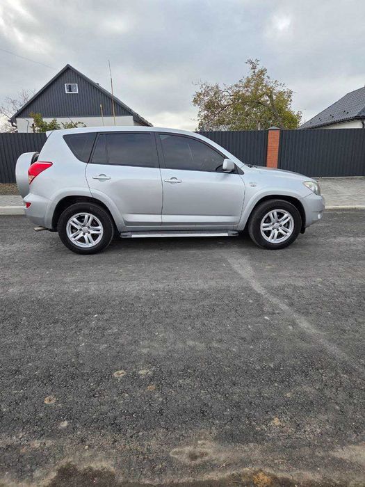 TOYOTA   RAV 4  Рік випуску: 06.2006