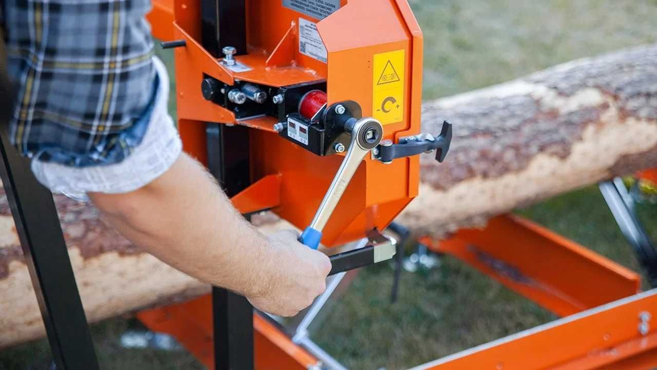 Trak taśmowy elektryczny 5,5 kW traczek piła taśmowa LX50SUPER WoodMiz