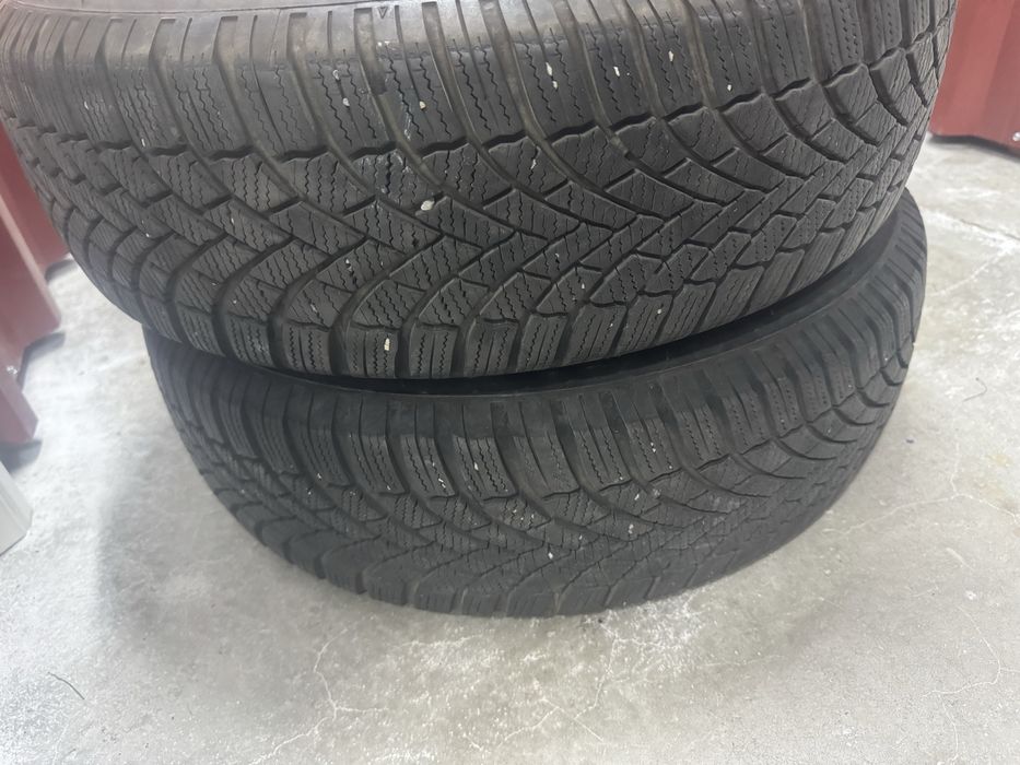 Pneus 185/65/15.  Brigestone  excelente estado