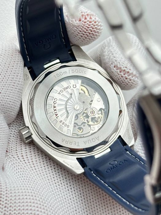 Швейцарские часы Omega Seamaster Aqua Terra 150 m Rubber Strap