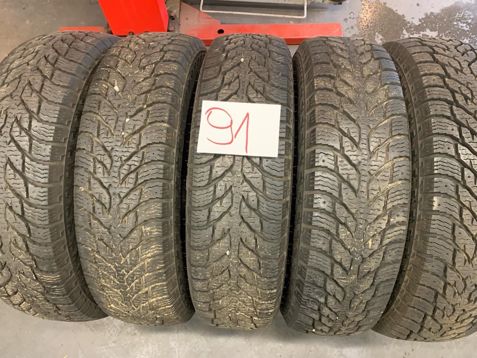 91. Nokian Hakkapelitta LT3 235/85 R16 120/116Q 2020