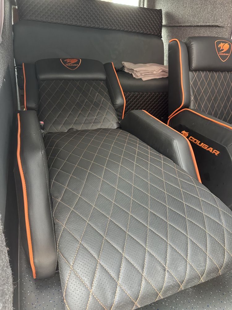 Реклайнери сидіння механічні в sprinter crafter 120$ шт