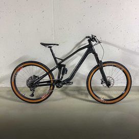 Canyon Strive CF 8 Race L 2018 GX, LYRIK RCT3, MONARCH RC3, REVERB B1