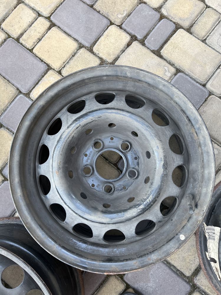 Диски металеві мерседес 140