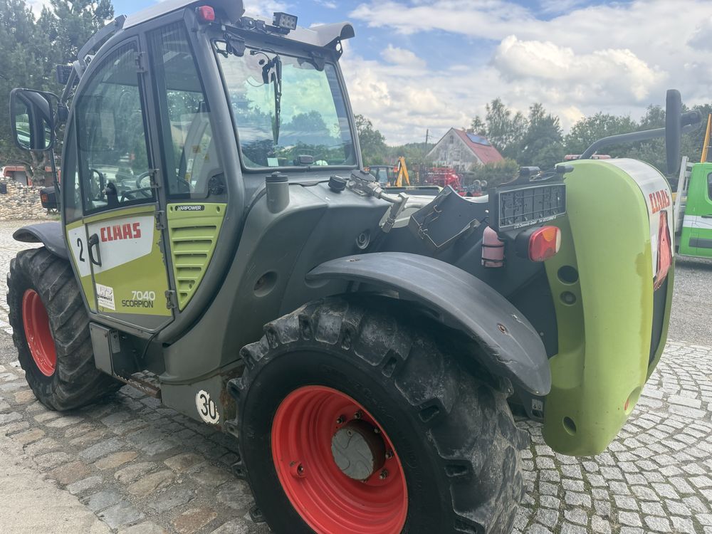 Ładowarka teleskopowa Claas Scorpion 7040