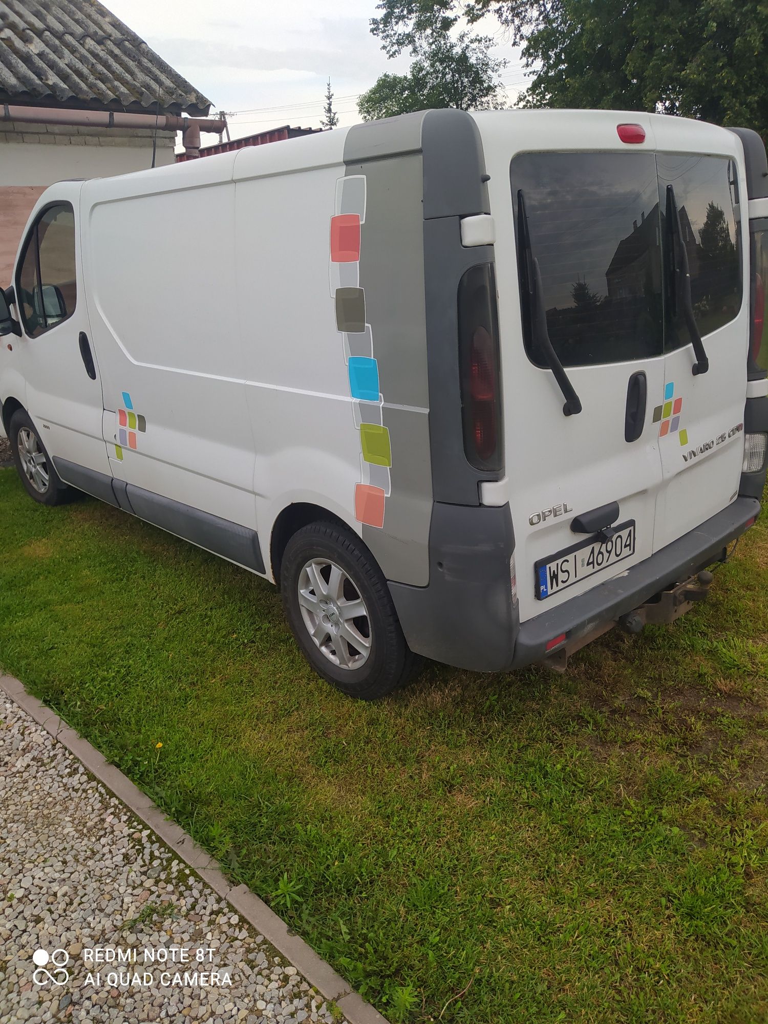 Opel Vivaro 2.5  2005 r