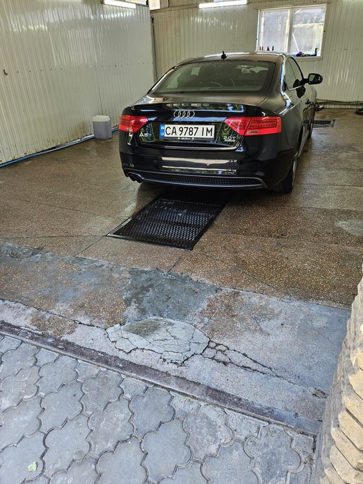 Продам AUDI A5 купе.