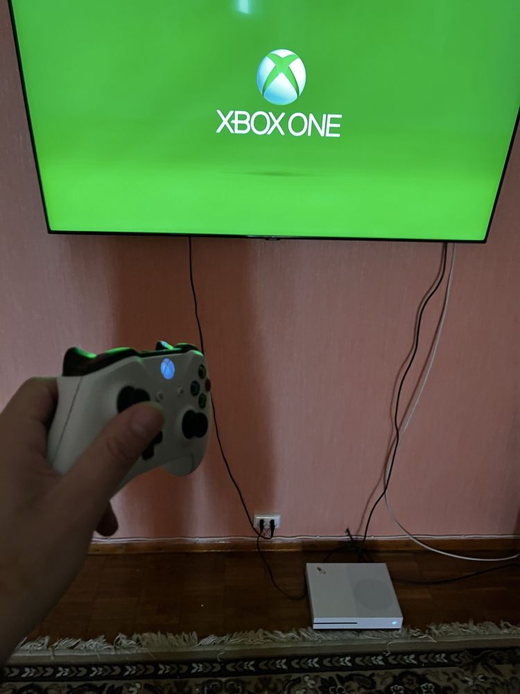XBOXONE S 1TB go play