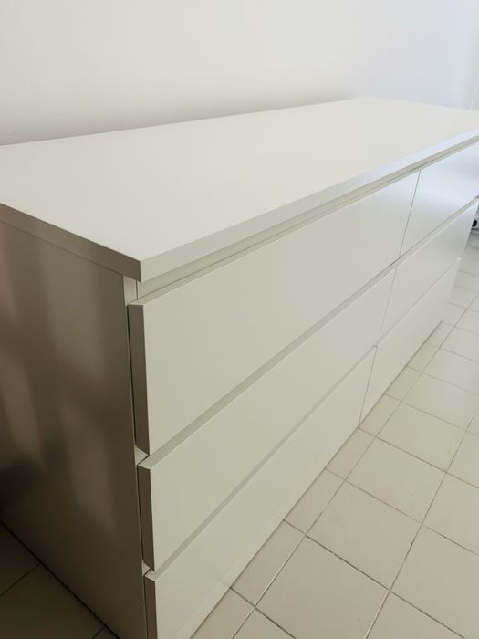 Comoda Ikea MALM c/ 6 gavetas como NOVA