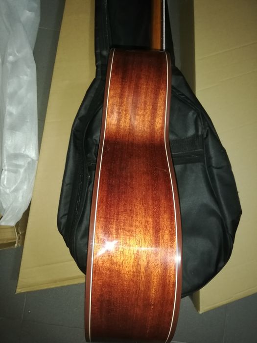 Guitarra classica de alta qualidade artesanal mais saco almofadado