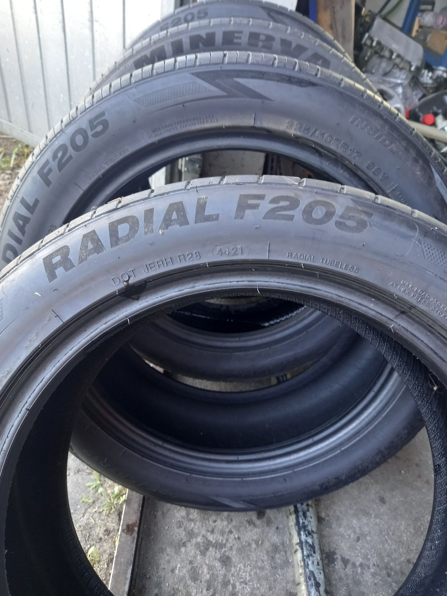 225/50/17    4szt lato    2019/21