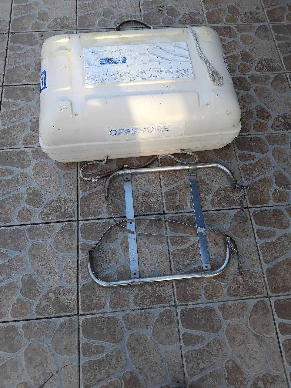 Tratwa ratunkowa ze stelażem Plastimo, 6 osób