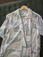 Camisa verão branca e verde musgo T-M