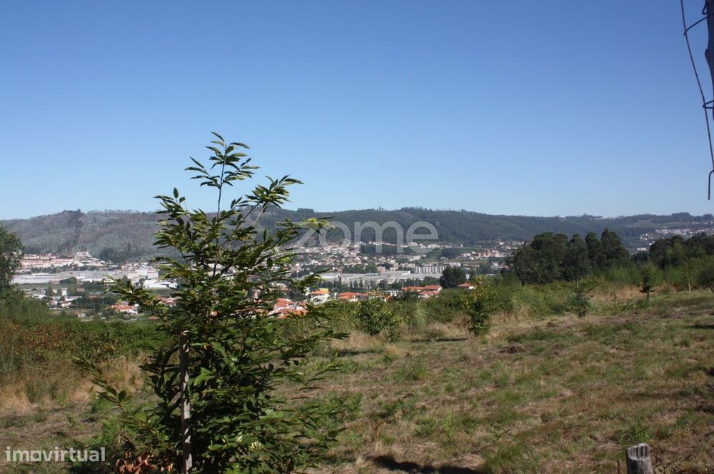 Terreno rústico c/37.400 m 2 de área.