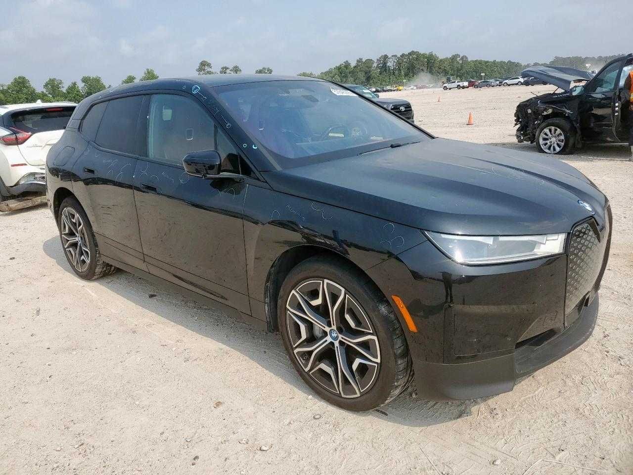 Бампер BMW IX I20 Розборка БМВ ИХ И20 Шрот