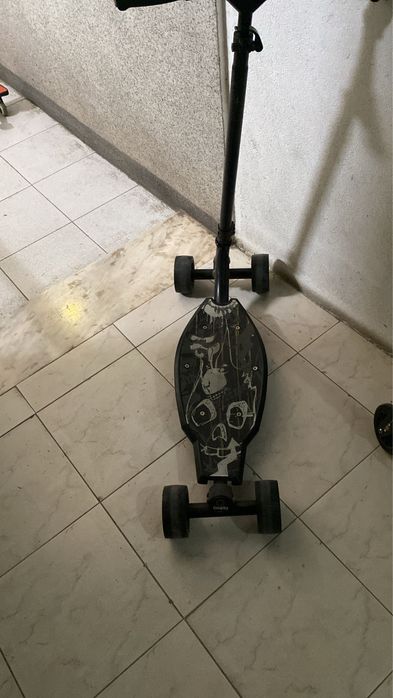 Trotinete  Oxelo “Caveira”