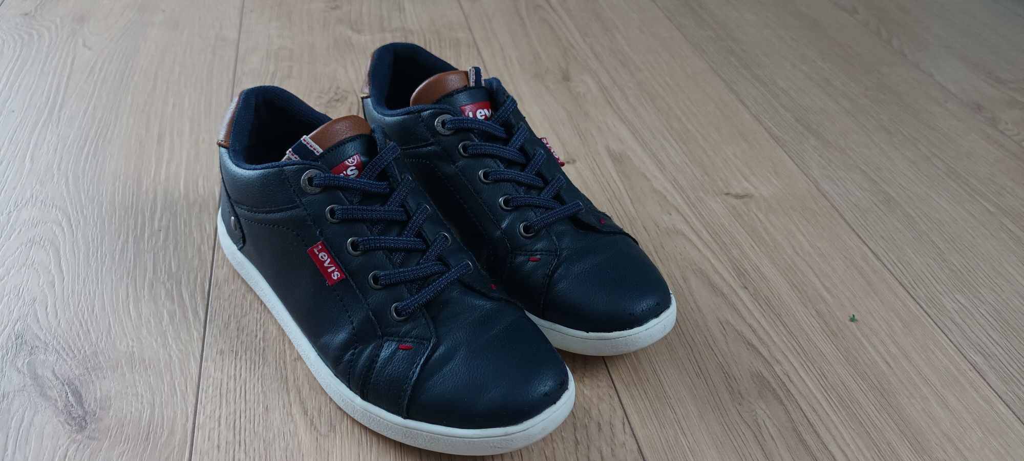 Buty półbuty dla chłopca levis 34