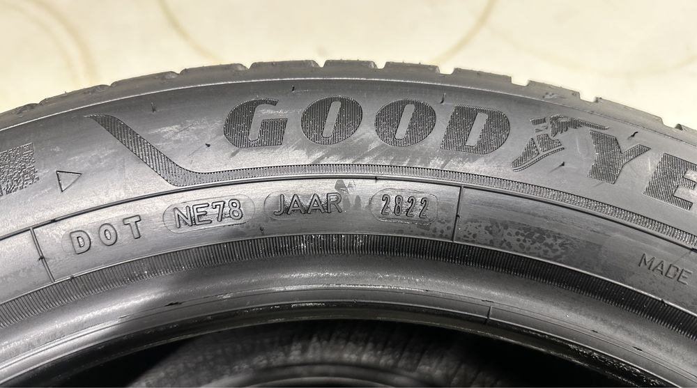 Goodyear UltraGrip Performance + 225/50R18 nowe komplet