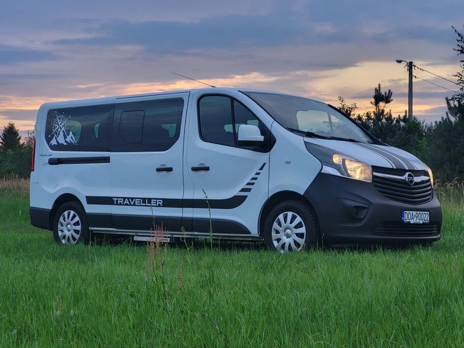 Opel Vivaro 1.6 bi turbo