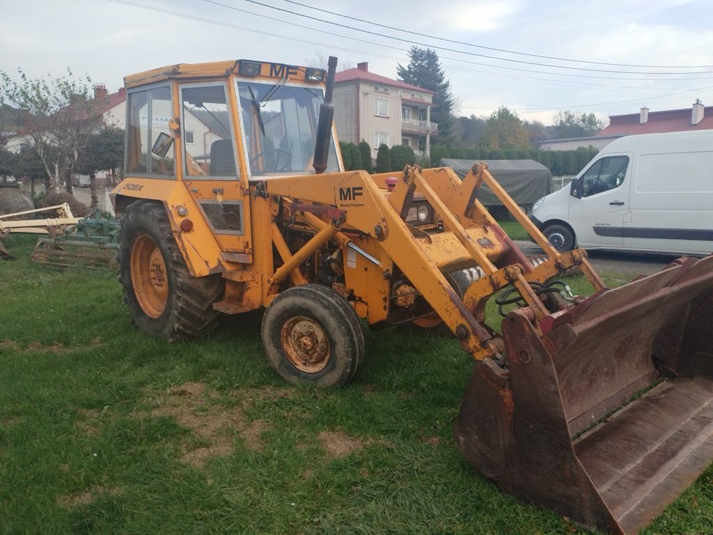 Ładowarka Massey Ferguson