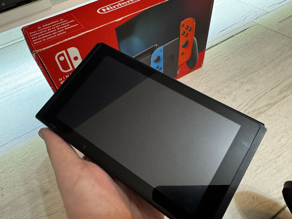 Nintendo Switch V2 Gwarancja Pełny zestaw konsola przenośna
